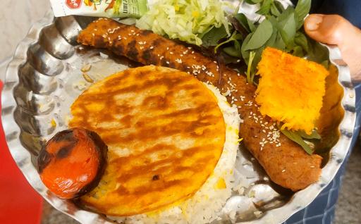 عکس مجموعه غذایی مجید