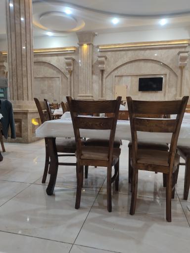 عکس چلو جوجه گلوگاه کلبادی شعبه مرکزی