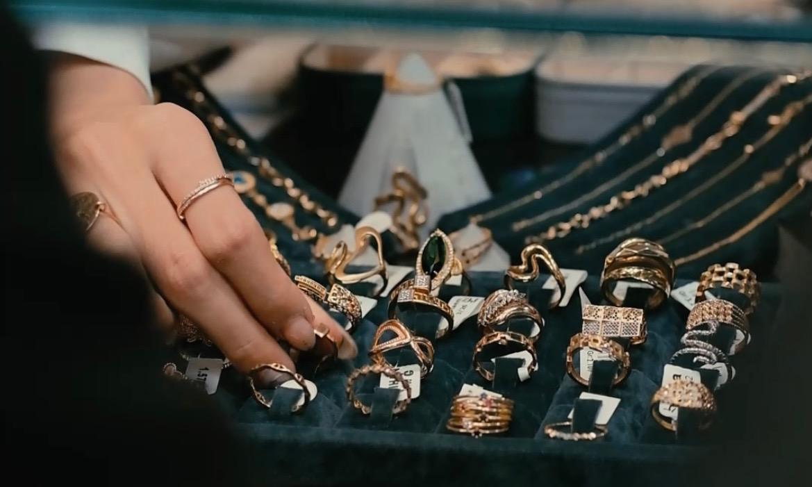 عکس گالری طلا گیلدا