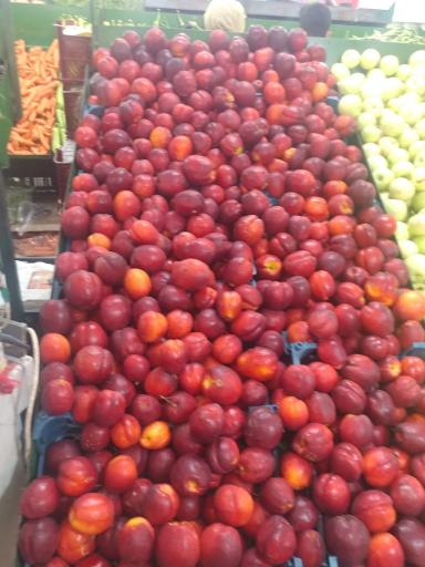 عکس بازار میوه و تره بار زیتون