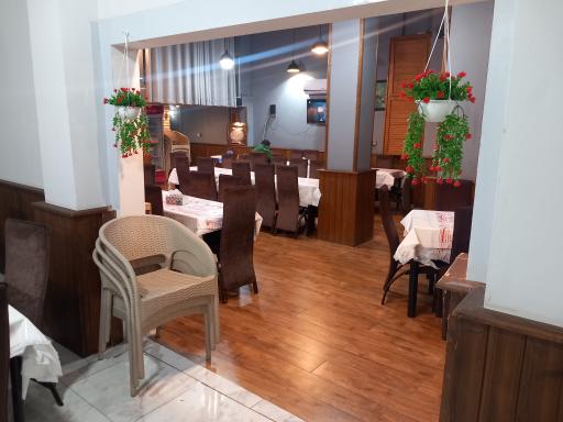 عکس اکبر جوجه گلوگاه