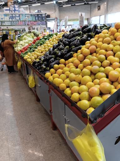 عکس بازار میوه و تره بار زیتون