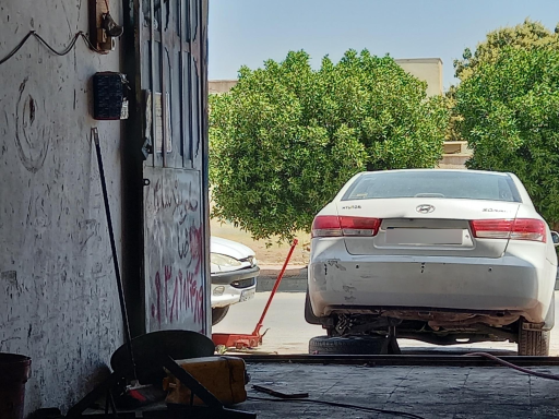 عکس تعمیرگاه خوردو جلوبندسازی رضا