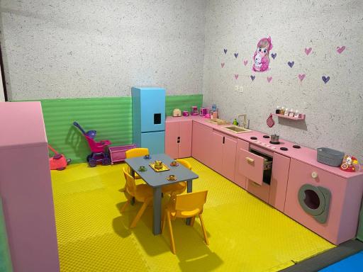 عکس جزیره بازی