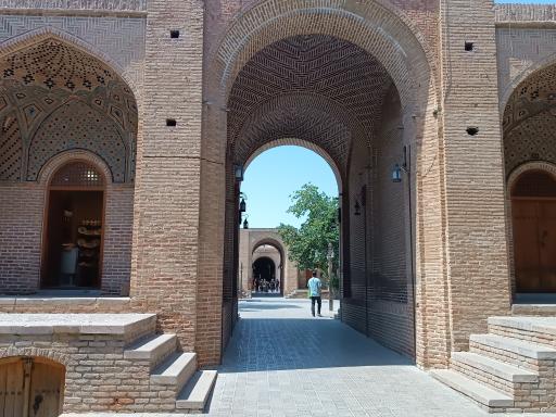 عکس حیاط سعدیه