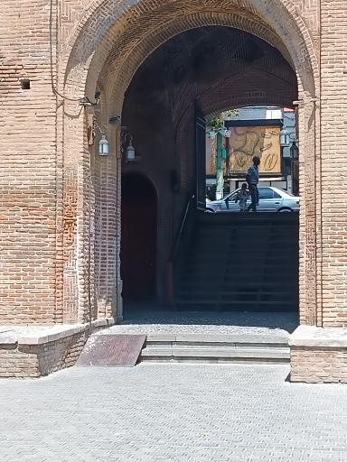 عکس حیاط سعدیه