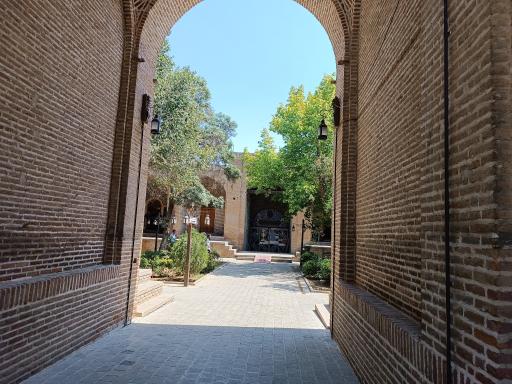 عکس حیاط سعدیه