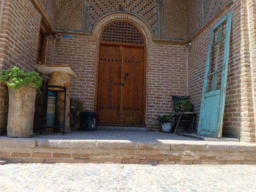 عکس حیاط سعدیه