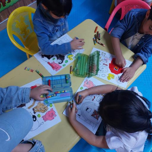 عکس خانه بازی تیله رنگی