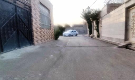 عکس انبار مواد اولیه صنعتی شاپسند امیری 