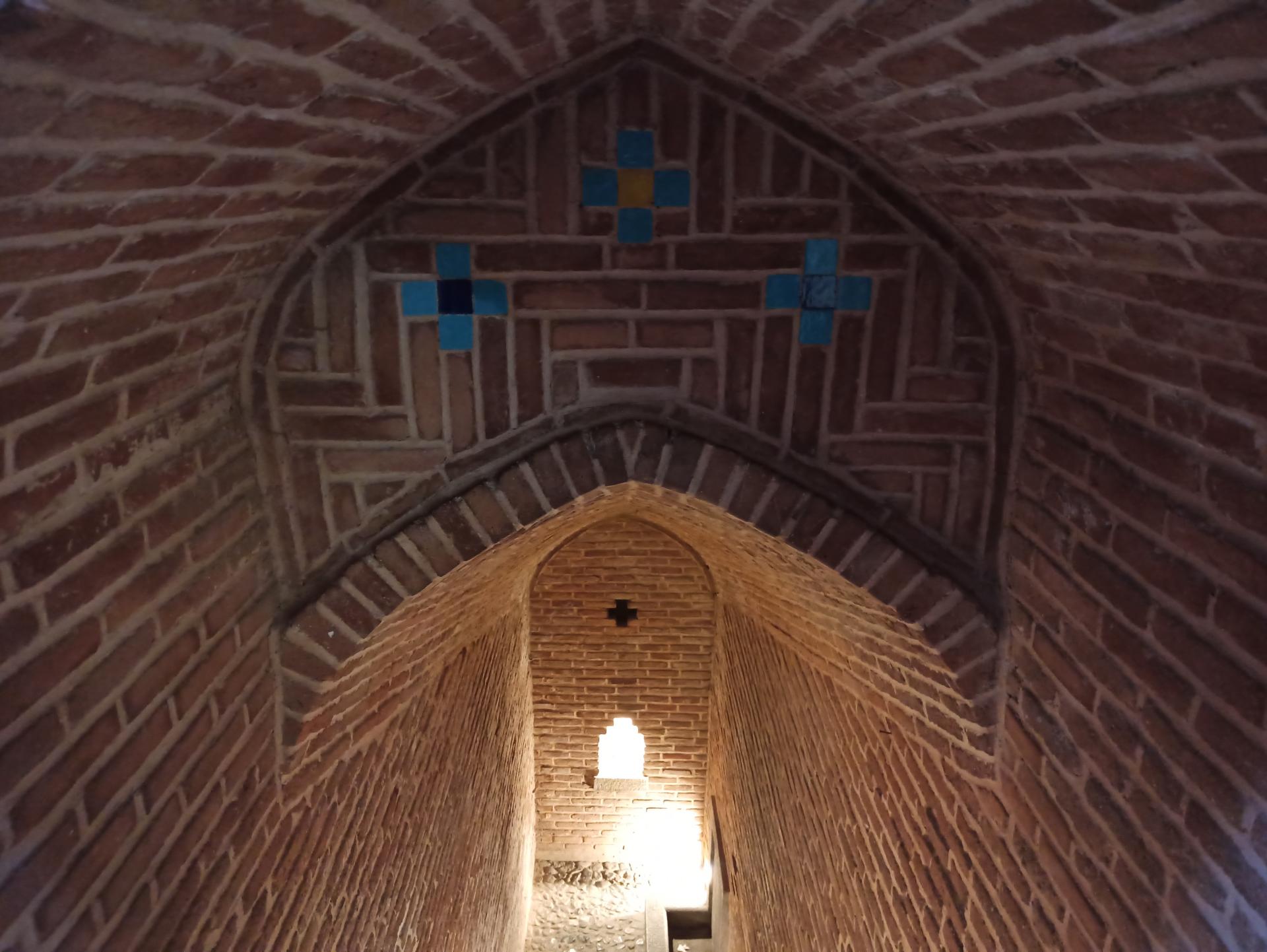 عکس حیاط سعدیه