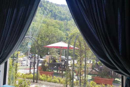 عکس رستوران درباری 