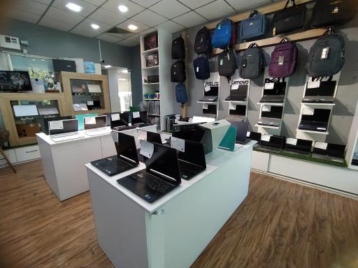 عکس فروشگاه مِستر لپ تاپ