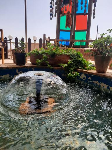 عکس اقامتگاه بوم‌گردی لب خندق