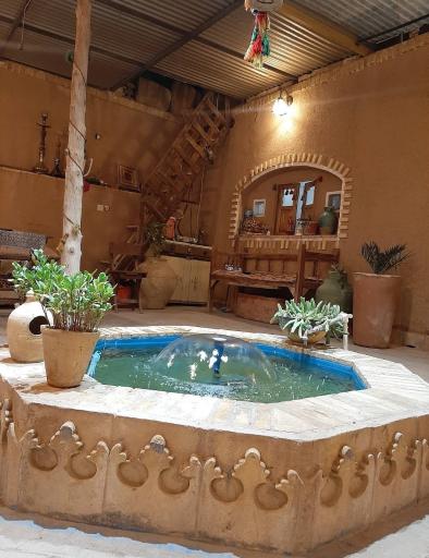 عکس اقامتگاه بوم‌گردی لب خندق