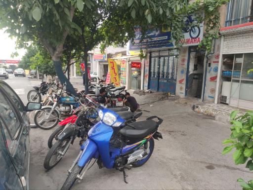 عکس تعمیرات موتورسیکلت ابوالفضل قرقی