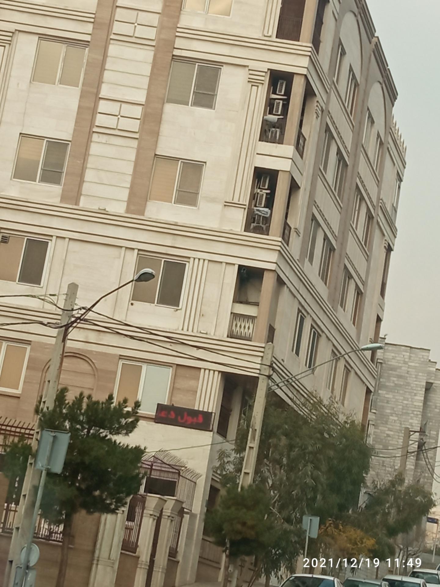 عکس ساختمان پزشکان پاک