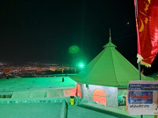 مزار شهدای گمنام گاوازنگ