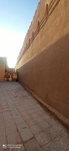 عکس دژ محافظ بازار شاهزاده فاضل