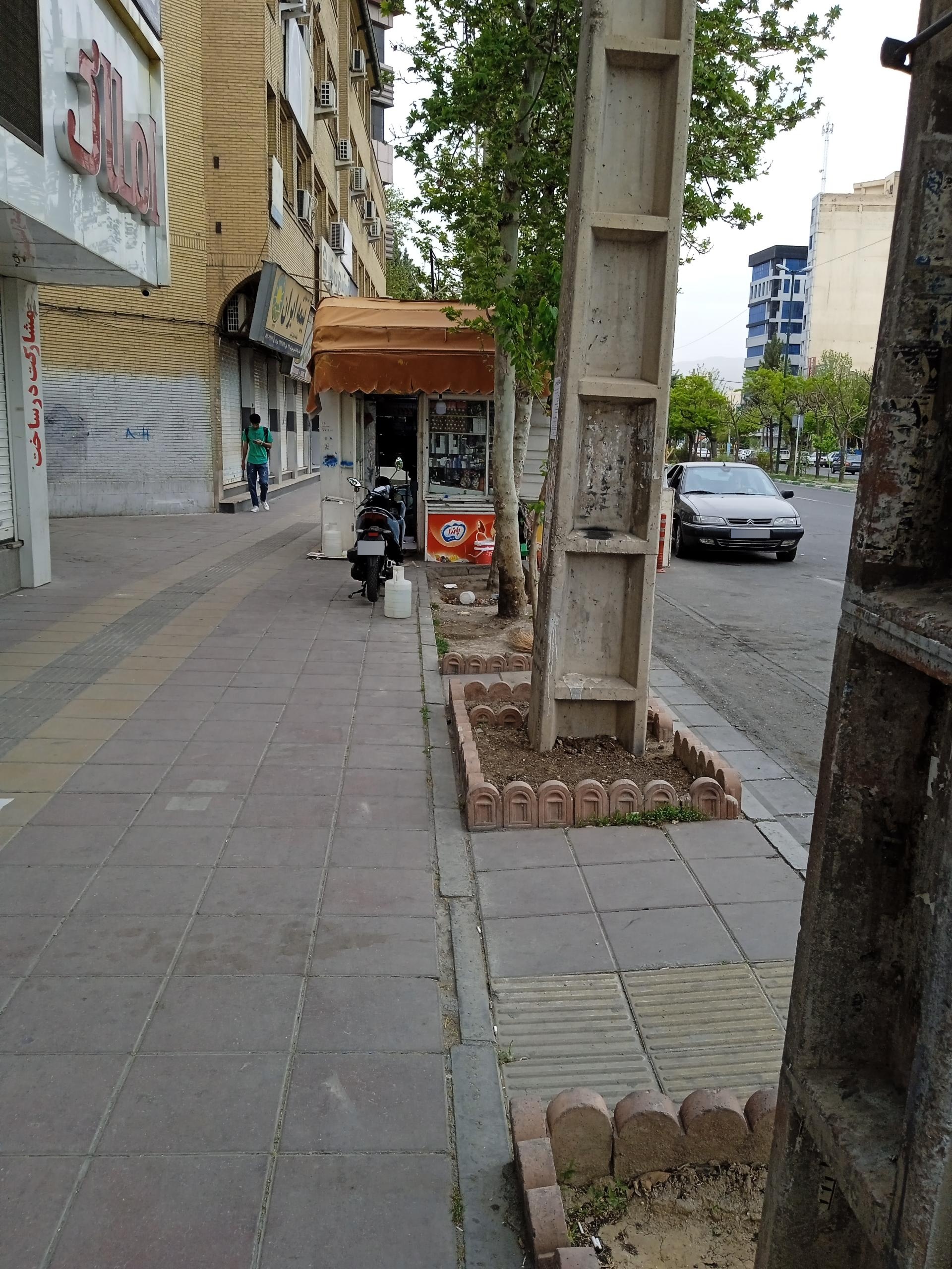 عکس دکه شبانه روزی