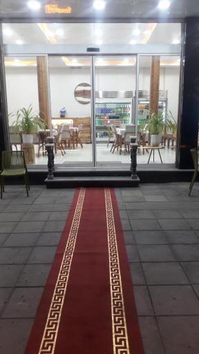 کباب سرای شب نشین