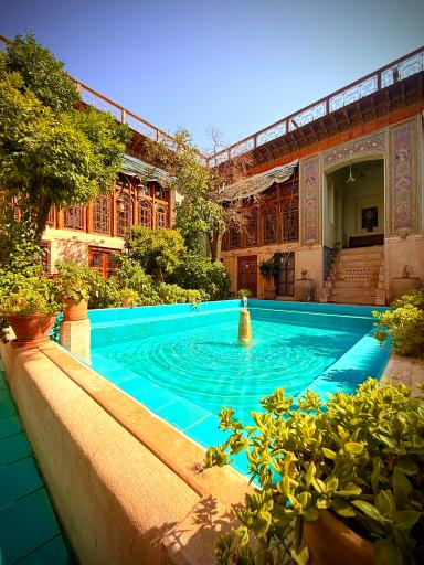 عکس هتل خانه شیراز