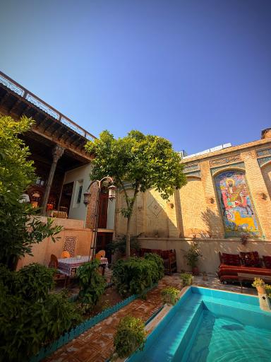 عکس هتل خانه شیراز