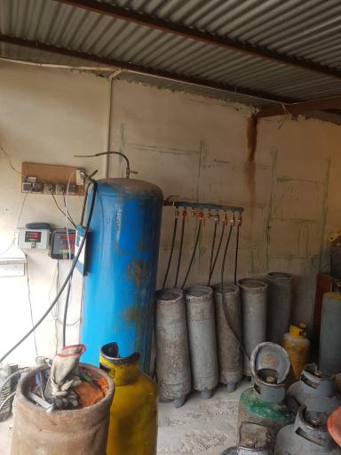 عکس جایگاه گاز مایع ال پی جی