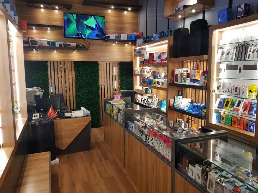 عکس خدمات کامپیوتر پی سی کو