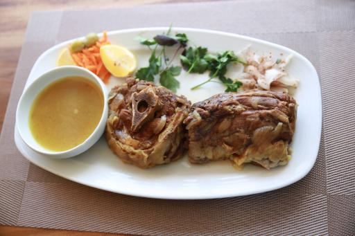 عکس هتل آپارتمان و رستوران سروش