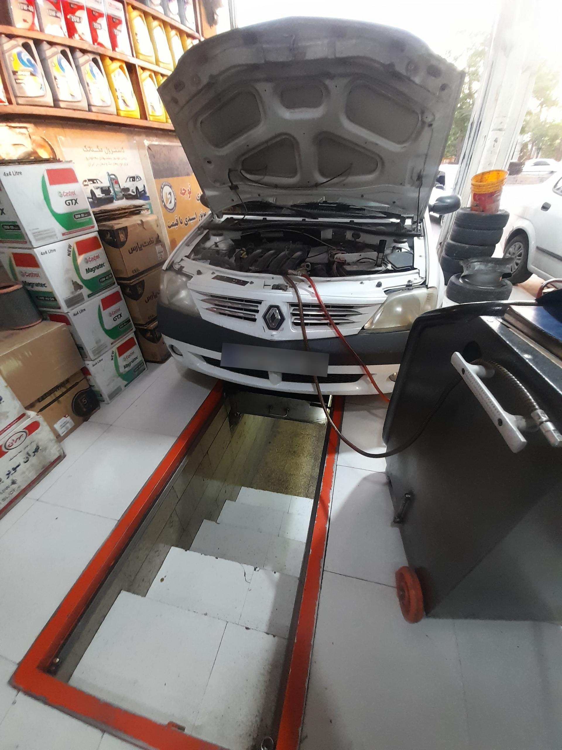 عکس اتوسرویس صادق