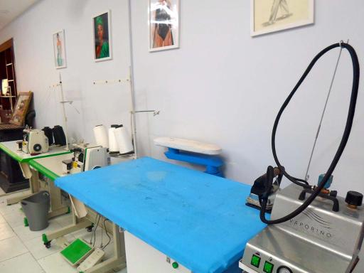 عکس آموزشگاه خیاطی،طراحی، دوخت، صنایع دستی و هنر آگاه