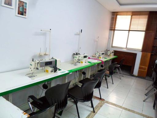 عکس آموزشگاه خیاطی،طراحی، دوخت، صنایع دستی و هنر آگاه