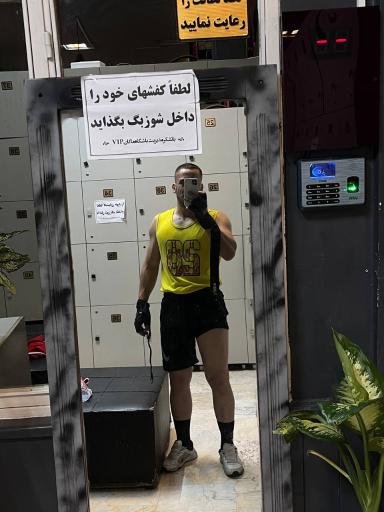 عکس باشگاه بدنسازی ماکان