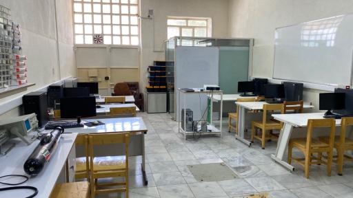 عکس مرکز رباتیک کردستان