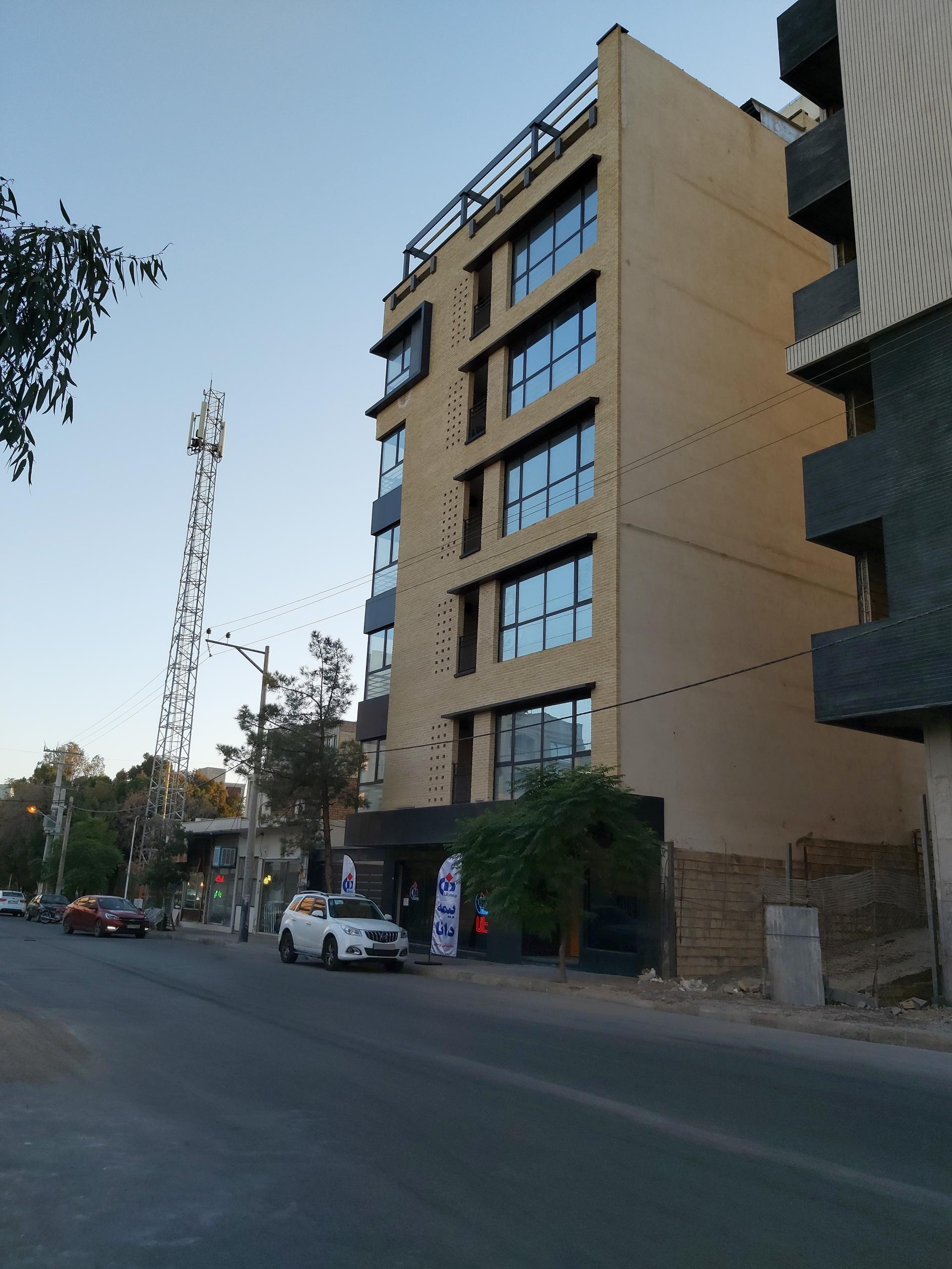 عکس بیمه دانا یوسفی شعبه مطهری