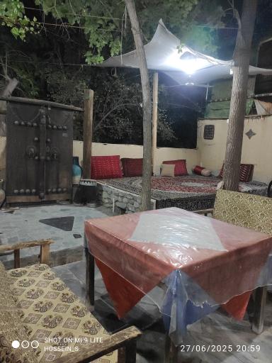 عکس باغ رستوران کوهاب