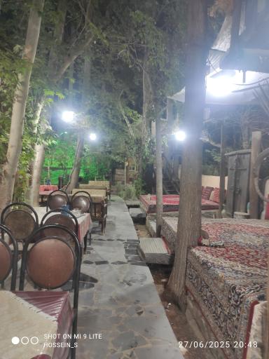 عکس باغ رستوران کوهاب