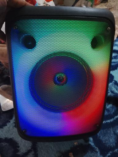 عکس تعمیرات لوازم برقی و نصب انواع آنتن گیرنده