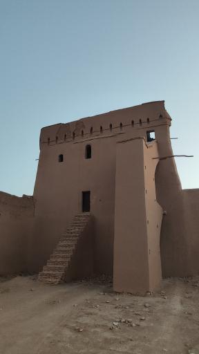 عکس برج خواجه نعمت