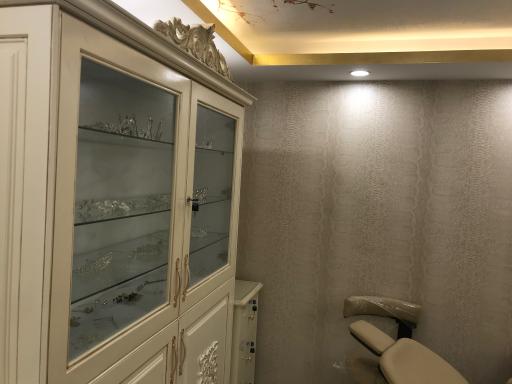 عکس آرایشگاه زیبایی فرشته 