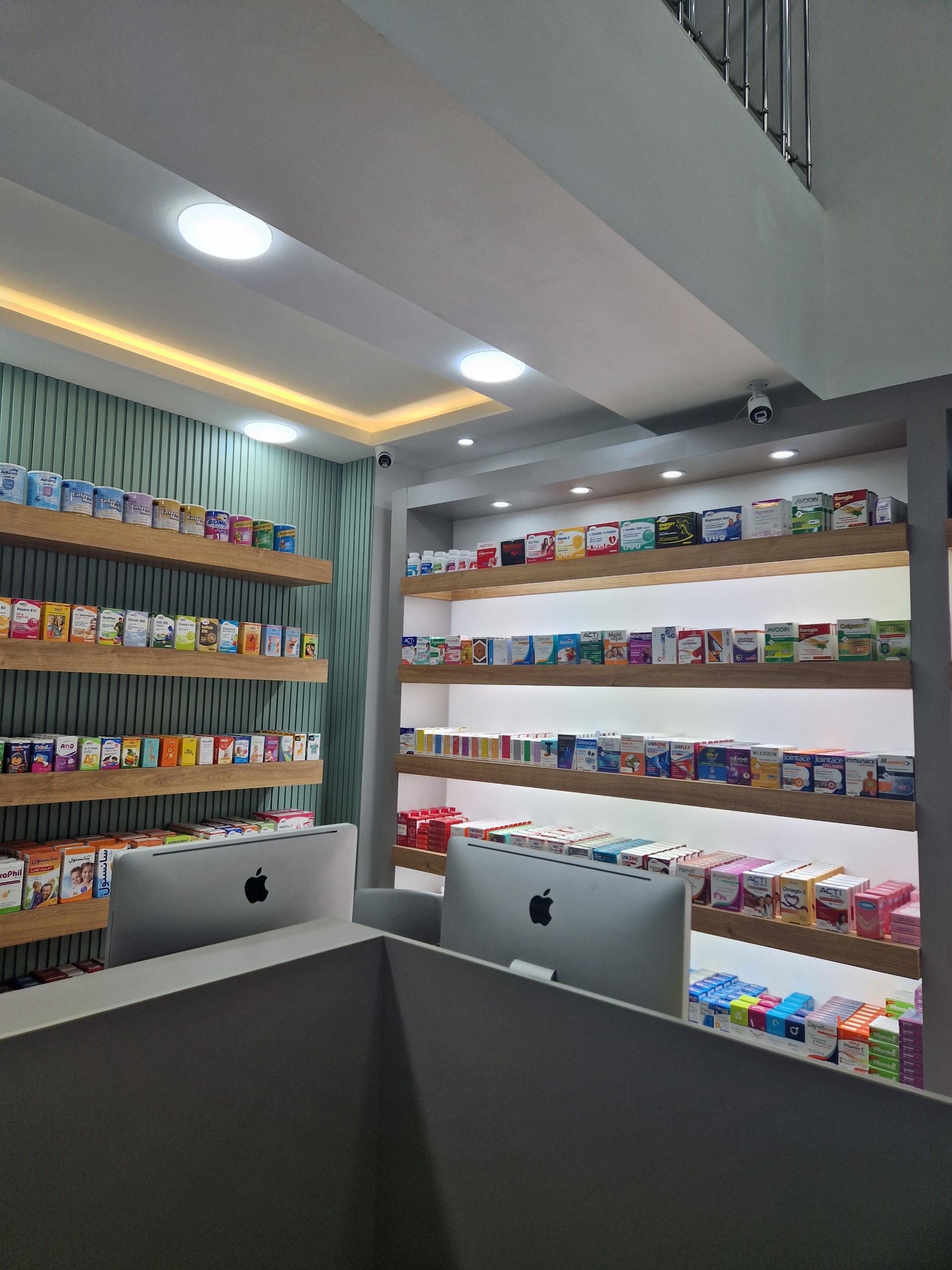 عکس داروخانه دکتر مویدی