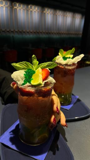 عکس کافه رستوران کاروبار