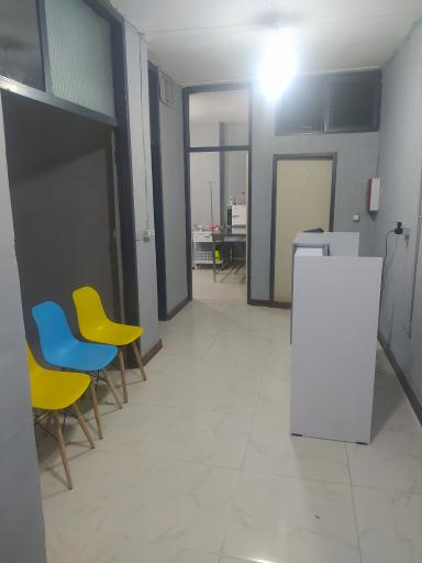 عکس کلینیک دامپزشکی مشتاق 