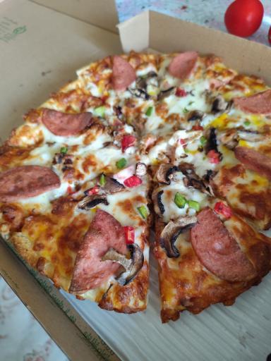 عکس پیتزا رومان