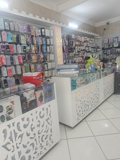 عکس فروشگاه موبایل و اکسسوری بهادری