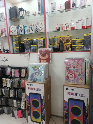 عکس فروشگاه موبایل و اکسسوری بهادری