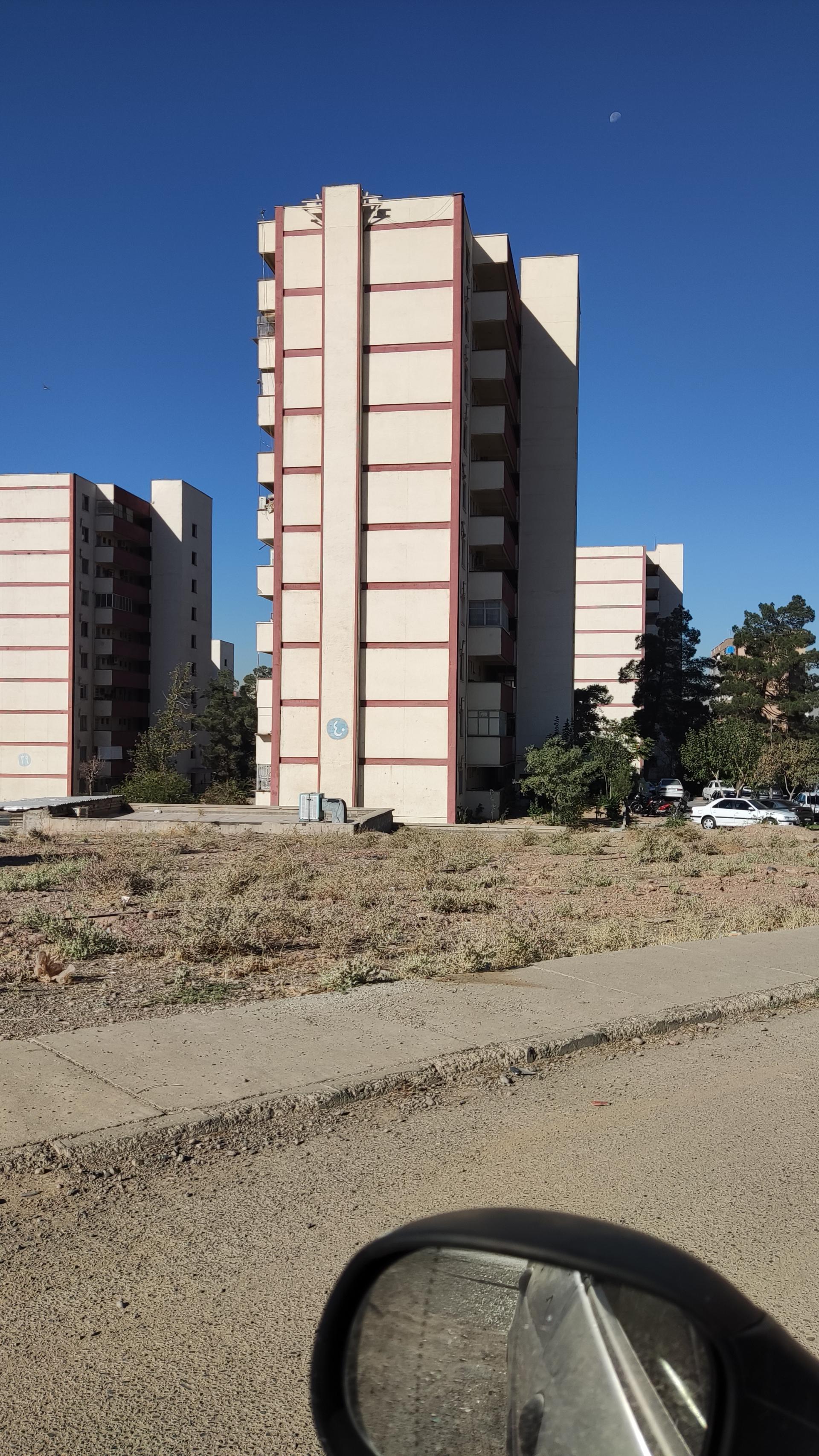 عکس درب قصر فیروزه ۲