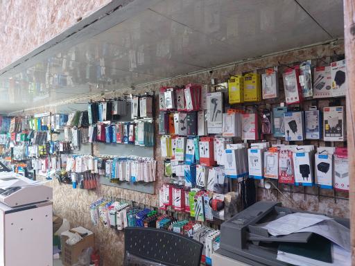 عکس کافی نت و فروشگاه کامپیوتر ایلیا