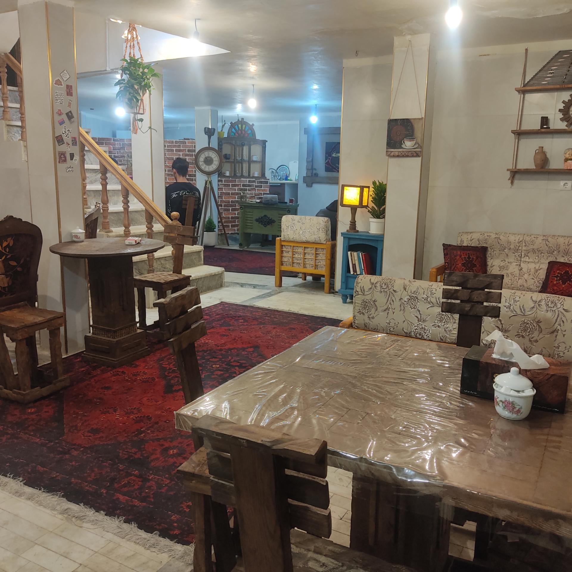 عکس کافه مکث